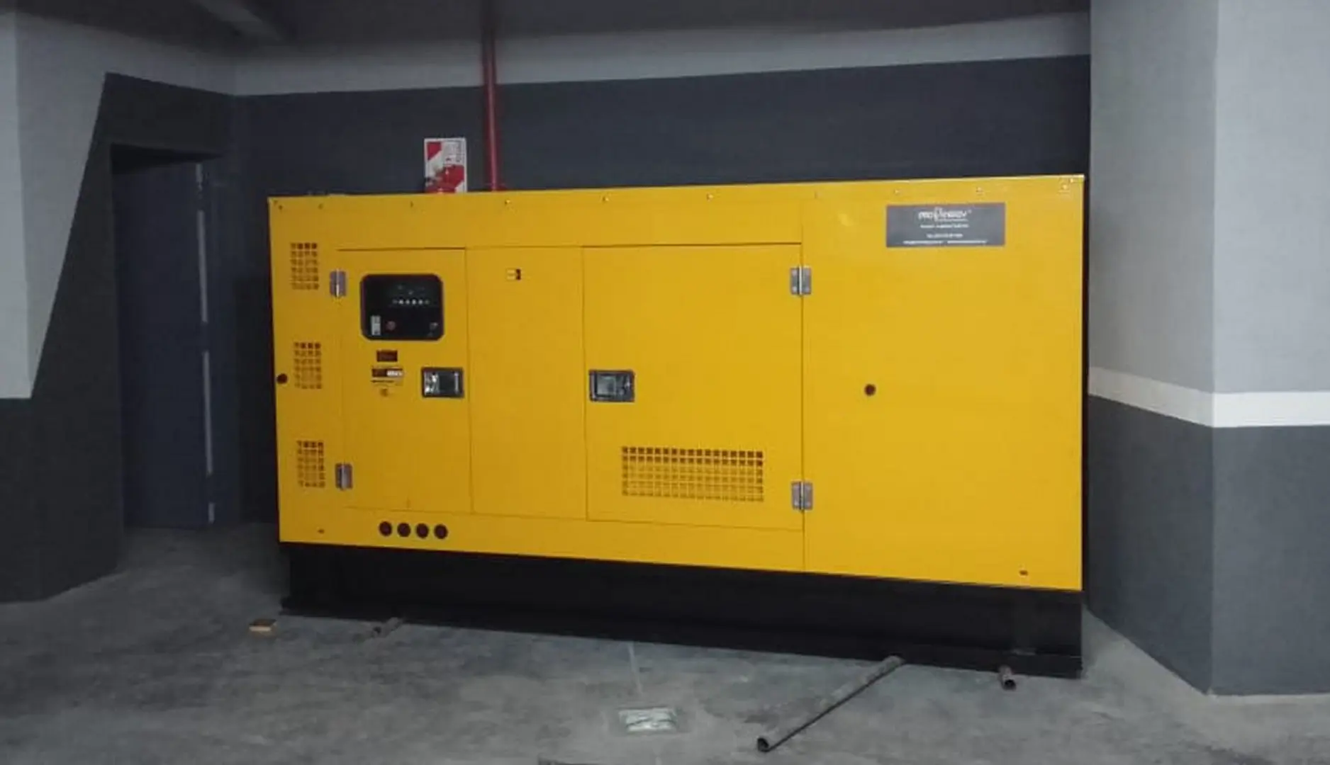 Grupo electrógeno Cummins diésel 120 kVA instalado por ProEnergy