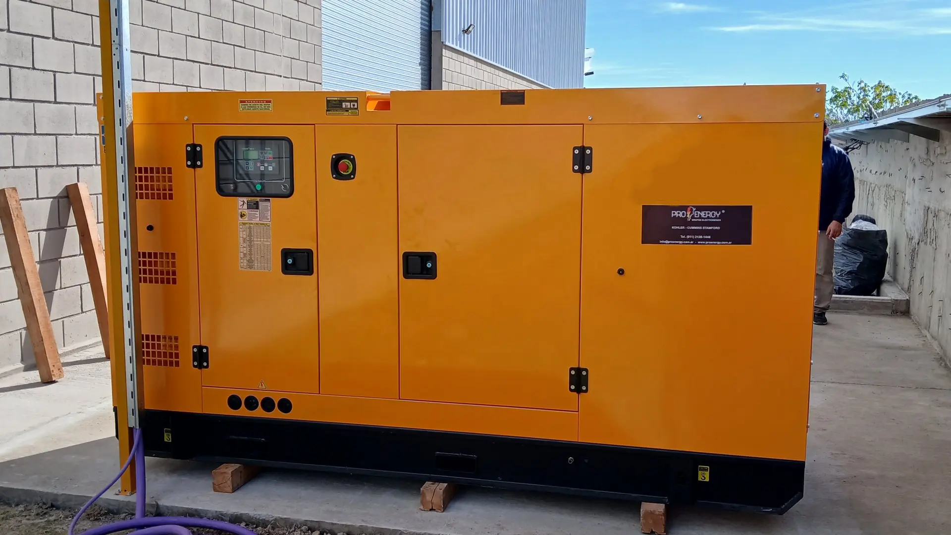 Grupo electrógeno Cummins diésel 200 kVA instalado por ProEnergy