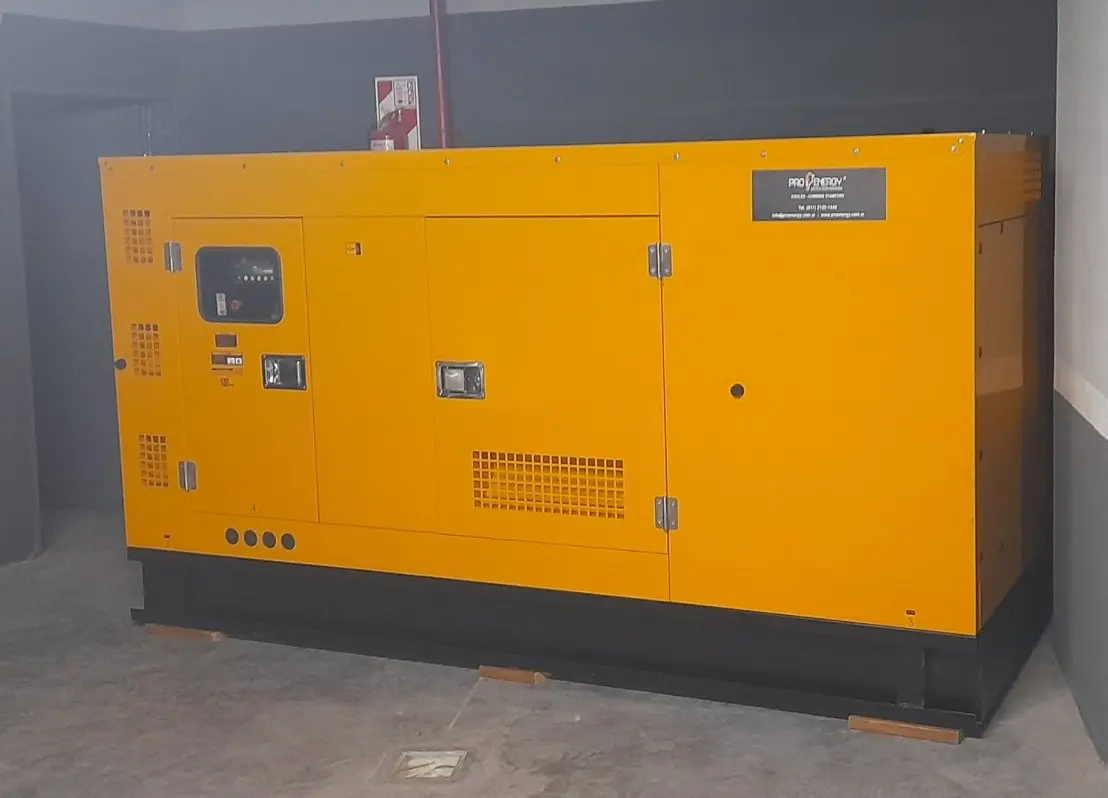 Grupo electrógeno Cummins 80 kVA diésel para consorcios y edificios