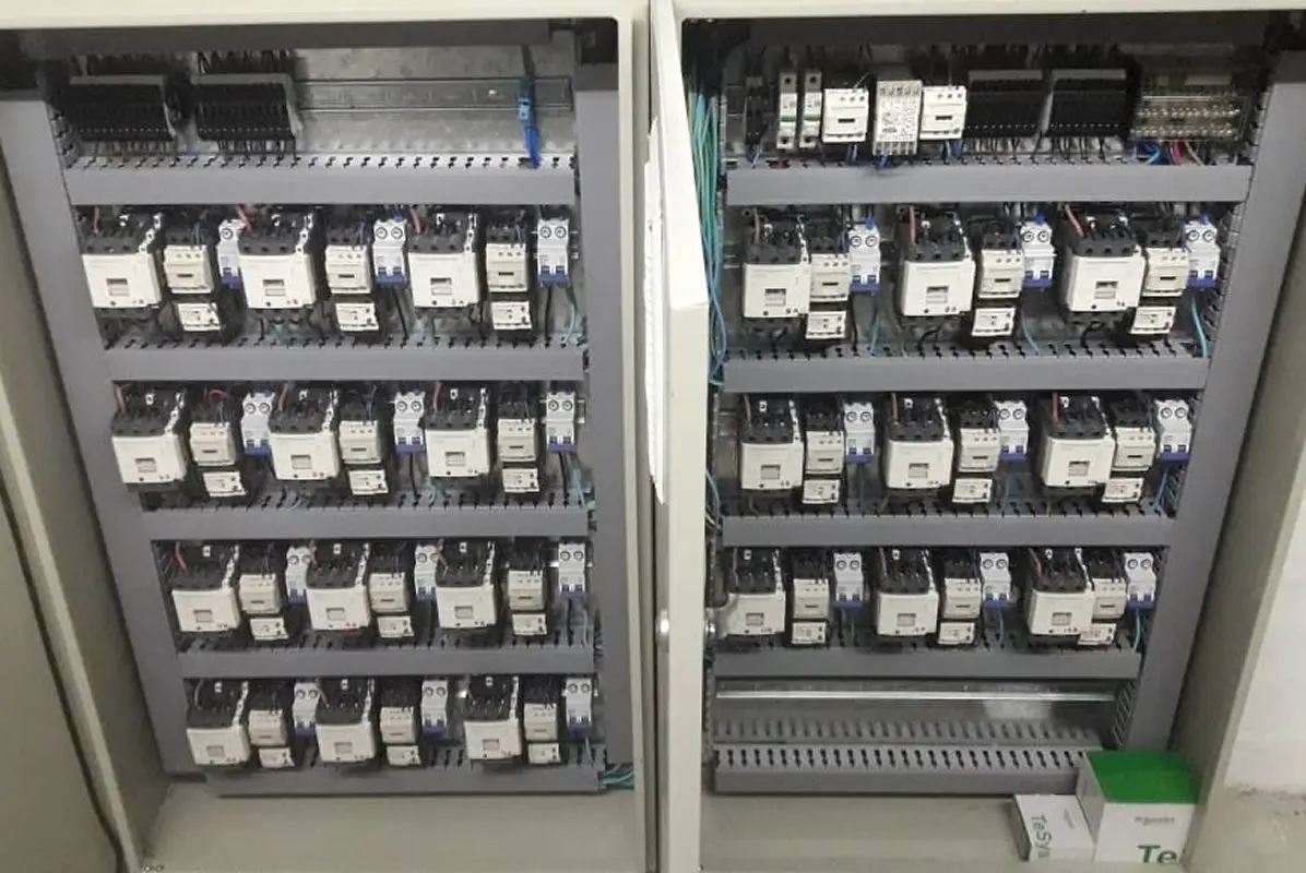 Tablero de transferencia automática para departamentos en edificio