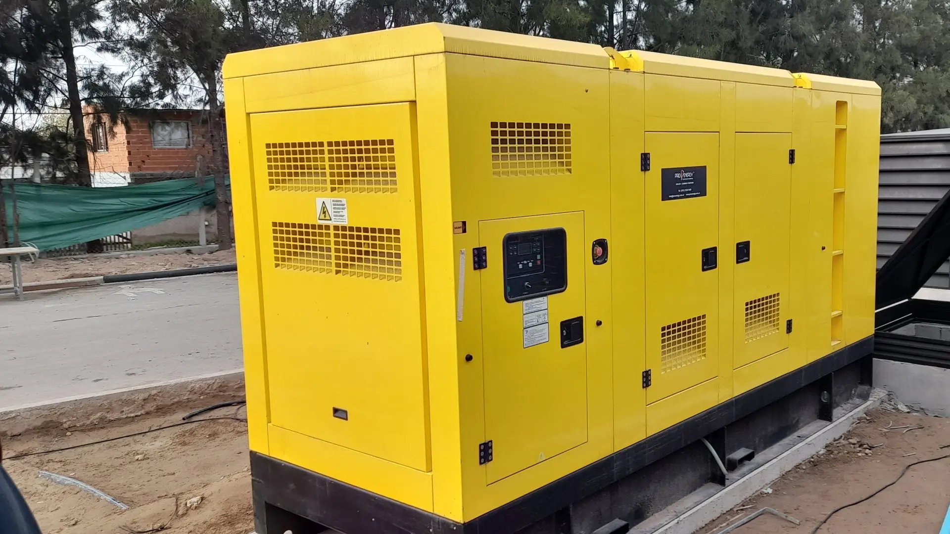 Grupo electrógeno Cummins 350 kVA para hospital