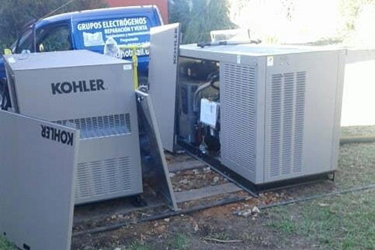 Instalación de grupo electrógeno con tablero de transferencia automática